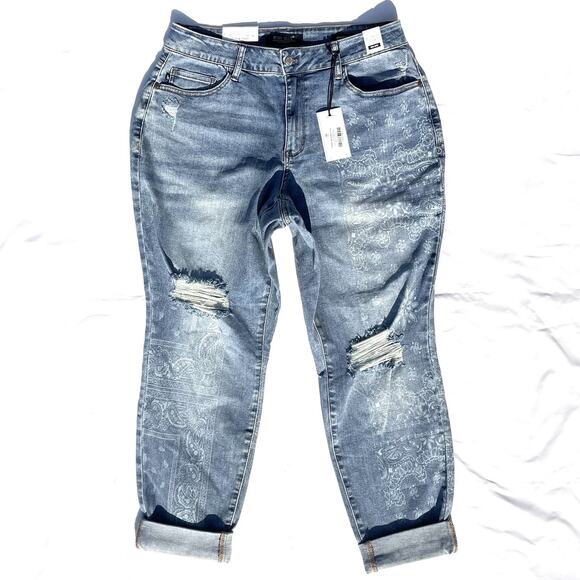 Judy Blue Boyfriend Jeans Mid Rise Destroy & Paisley Womens 14W Distressed - Picture 1 of 7